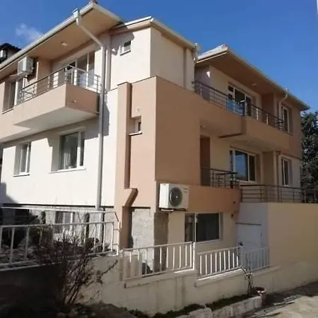 Dimovi Sozopol