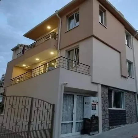 Dimovi Sozopol